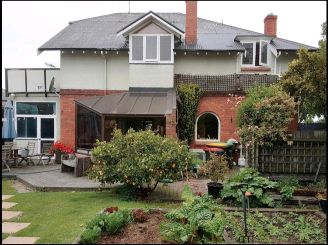 100 Year Old English Character House Hotel Timaru Eksteriør billede